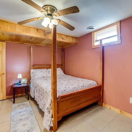 Romantic Afton Escape With Fire Pit And Scenic Views